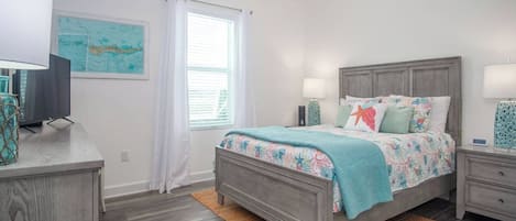 3 habitaciones, tabla de planchar con plancha y cuna de viaje