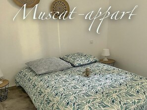 1 chambre, fer et planche Ă repasser, lit parapluie, Wi-Fi