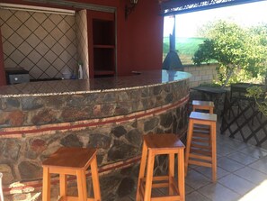 Outdoor dining - CASA RURAL CON PISCINA PRIVADA PARA DESCONECTAR (MONTORO)