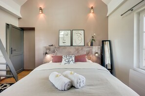 5 bedrooms, in-room safe, desk, iron/ironing board - Beautiful Villa with Heated Pool Sauna Sea view 2 min to beach, 8 pers. (Benerville-sur-Mer)