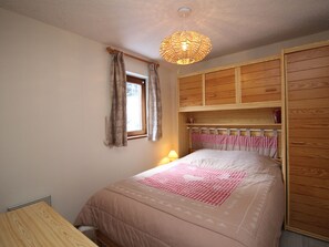 1 bedroom, free WiFi
