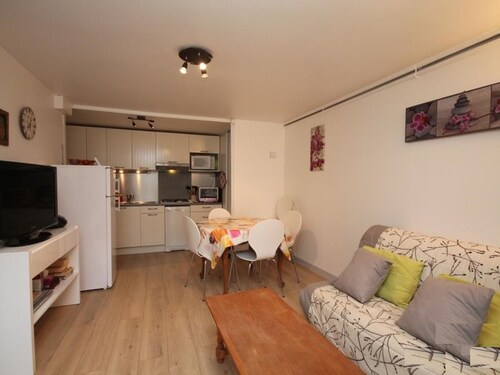 House in Mont-Dore with enclosed garden, ideal for 10 people