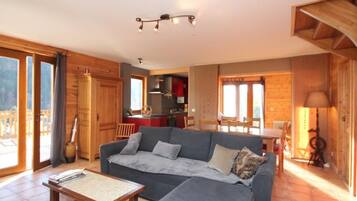 Télévision, cheminée