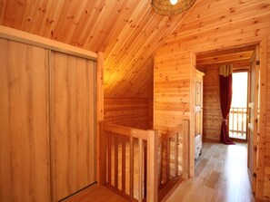 Interior - 3-star chalet in Mont-Dore for 6 people with terrace and Sancy view (Mont-Dore)