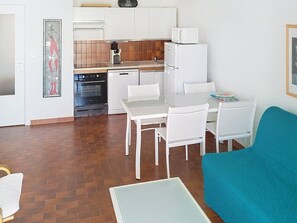 Interior - 3-star 1-BR apartment in La Favière with pool and parking (Bormes-les-Mimosas)