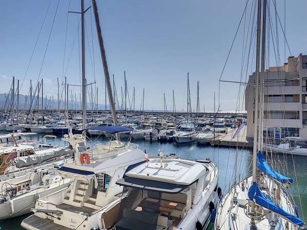 Marina