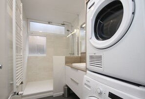 Bathroom - Splendid T3 with Terrace and Garage, Sleeps 6 (Mont-Dore)