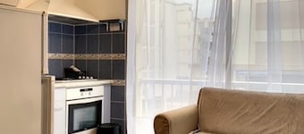 Cozy Studio Near Spa - Pets Allowed