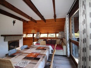 Interior - Mont-Dore Chalet 9 pers, fireplace, terrace, WiFi (Mont-Dore)