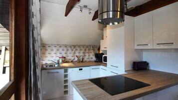 Fridge, microwave, dishwasher, high chair