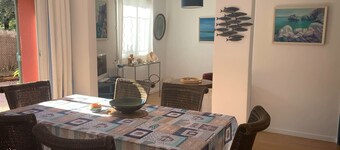 "La Githomière" Maison Provençale au Calme T3 en rez de Jardin