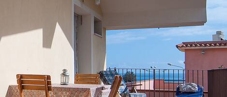 House | Balcony