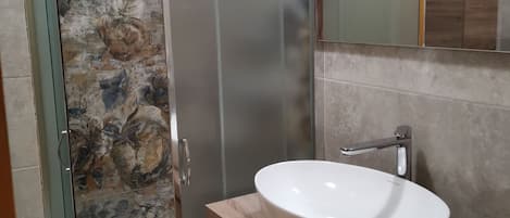Dusche, Bidet