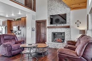 Cottage, Multiple Bedrooms | Living area | Smart TV
