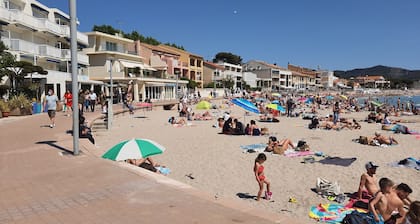 Seafront apartment