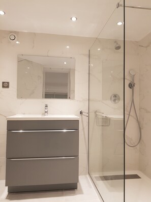 Shower, toilet paper