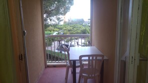 Interior - Cosy furnished studio in the heart of Carnon harbour (Mauguio)