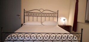 1 Schlafzimmer, Bügeleisen/Bügelbrett, Reisekinderbett, WLAN