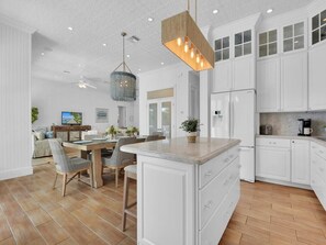 Fridge, microwave, oven, stovetop - NEAPOLITAN SKY - Key West Style Home in Olde Naples (Naples)