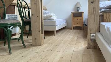 2 habitaciones, tabla de planchar con plancha y wifi