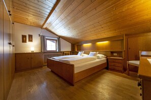 3 chambres, Wi-Fi gratuit, draps fournis