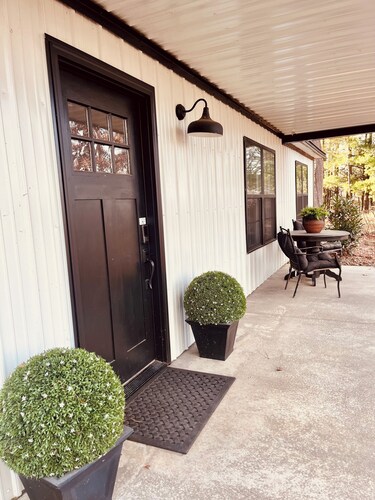 NEW! The Blue View Cabin - A Winery and Outdoor Recreation Get Away