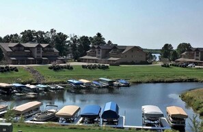 Unclassified image, 5 of 33, button