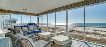 Spacious Gulf Front Home on Extra Wide Lot!