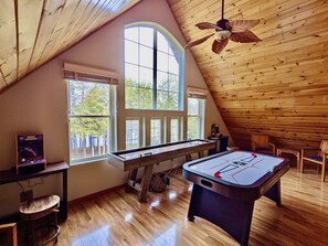 Games room - Quiet Waterfront Retreat on 2 Private Acres - w/Game Room, Kayaks & Canoes (Gardiner)