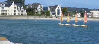 House 100m from the beach 200m from the center