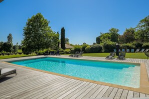 Utomhuspool