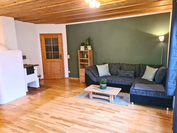 TV - Ferienwohnung Berglust 62 qm Separates Schlafzimmer und Terrasse (Sachrang)