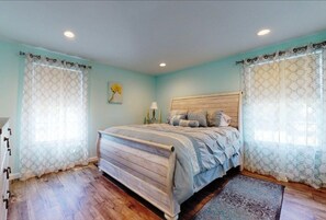 3 dormitorios, tabla de planchar con plancha, wifi gratis y ropa de cama