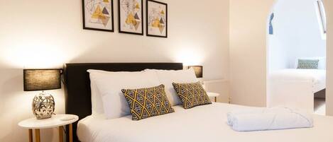 3 bedrooms, iron/ironing board, Internet, bed sheets