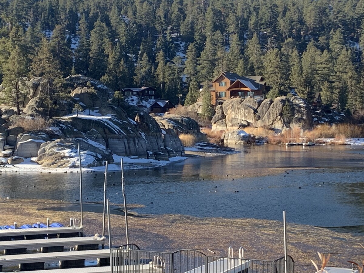Photo 3 of Scandinavian Chalet in Coveted Boulder Bay-- 5 mins walk lake & near Ski Resort