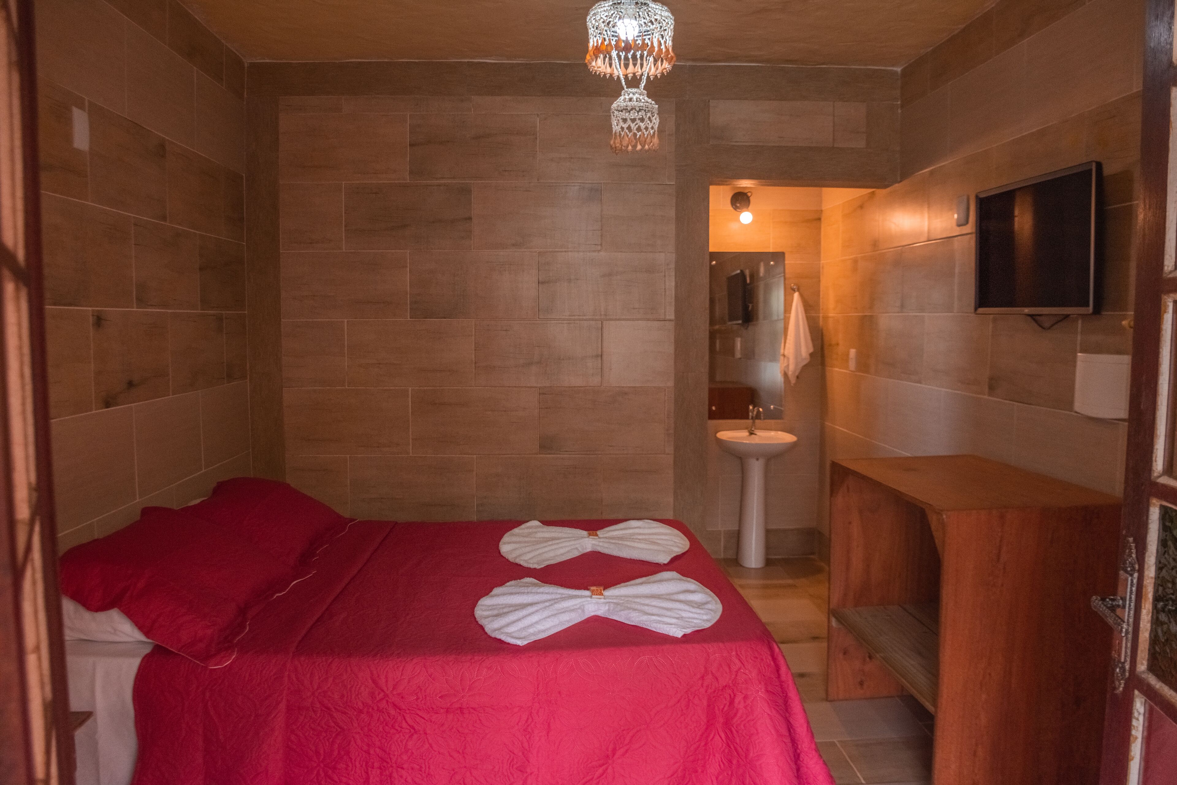 double room, 1 double bed, courtyard view | minibar, individually decorated, individually furnished, soundproofing