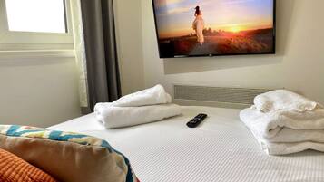 1 bedroom, iron/ironing board, travel crib, WiFi