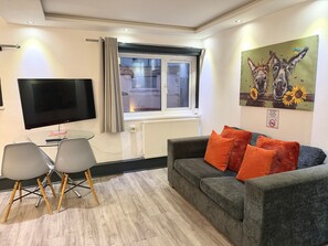 Imagen sin descripción, 5 de 7, botón