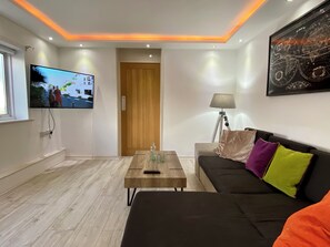 Living area - Apartment 6 · Kennedy House 1Bed Sea View with Balcony (Blackpool)