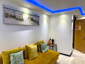 Luokittelematon kuva, 4 kautta 11, painike