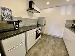 Private kitchen - Mulberry Suite Pleasure Beach 3Bed Apartment (Blackpool)