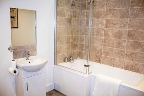 Bathroom - Winter Gardens Service Apartment 2 (Blackpool)
