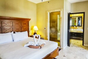 1 slaapkamer, een strijkplank/strijkijzer, wifi, beddengoed