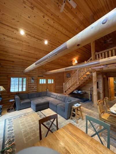 Log cabin secluded on 80 acres
