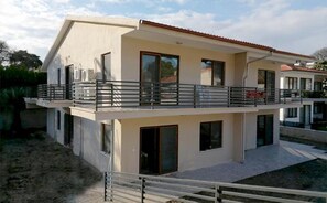 Front of property - Oren Konak Apart (Burhaniye)