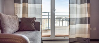 Geweldig appartement met 1 slaapkamer in Darlowko