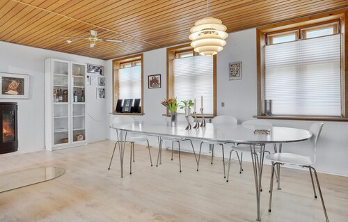 Stunning home in Allinge with kitchen