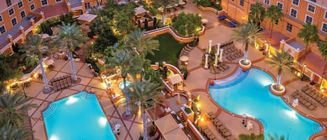 Outdoor pool, a heated pool