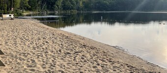 Private,backyard BBQ,campfire, kayak,fish,Wis Dells,UTV,hike,winery,swim,pets,