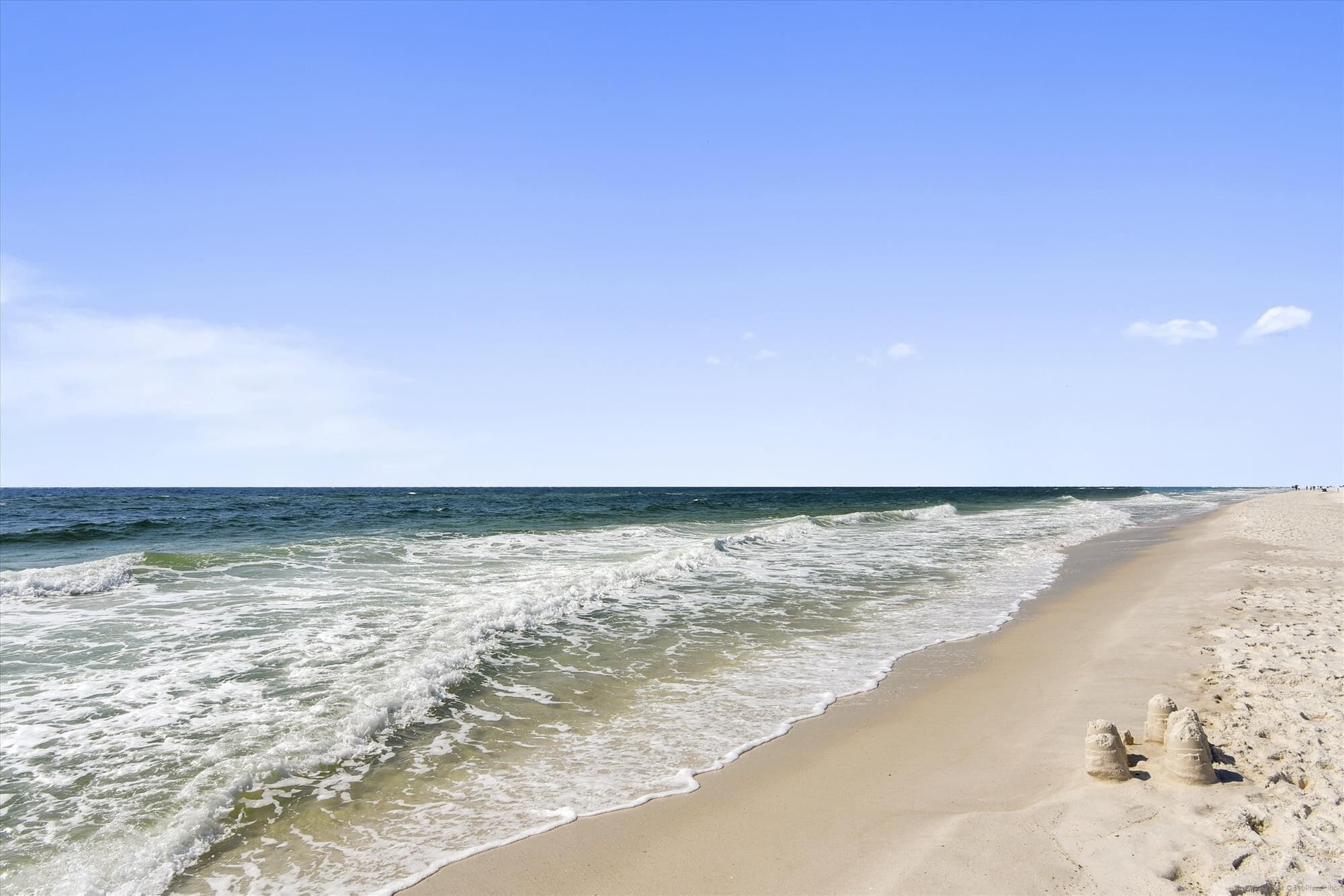 På stranden